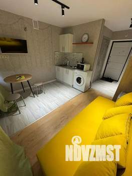 Студия квартира, посуточно, 26м2, 1/9 этаж