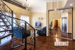 3-к квартира, посуточно, 104м2, 5/5 этаж