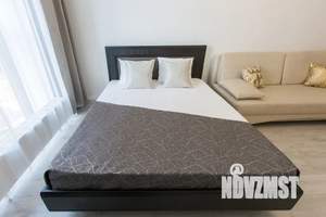 1-к квартира, посуточно, 45м2, 4/25 этаж