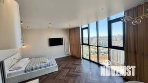 Студия квартира, посуточно, 35м2, 18/21 этаж