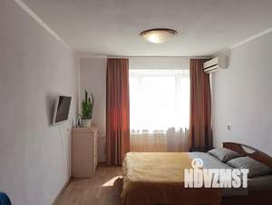 1-к квартира, посуточно, 35м2, 5/5 этаж