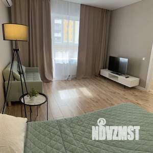 1-к квартира, посуточно, 42м2, 3/10 этаж