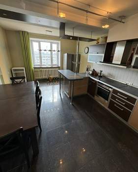 4-к квартира, на длительный срок, 179м2, 9/13 этаж