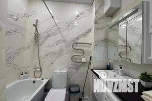 2-к квартира, посуточно, 35м2, 16/35 этаж