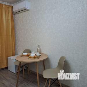 1-к квартира, посуточно, 14м2, 1/1 этаж