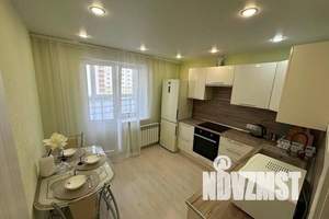 1-к квартира, посуточно, 37м2, 6/12 этаж