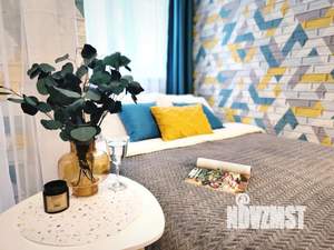 Студия квартира, посуточно, 28м2, 2/17 этаж