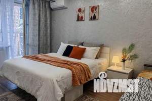 1-к квартира, посуточно, 35м2, 7/19 этаж