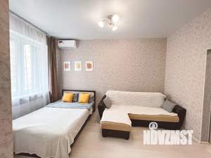 Студия квартира, посуточно, 37м2, 2/14 этаж