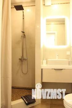 Студия квартира, посуточно, 30м2, 13/22 этаж