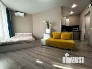 Студия квартира, посуточно, 31м2, 10/22 этаж