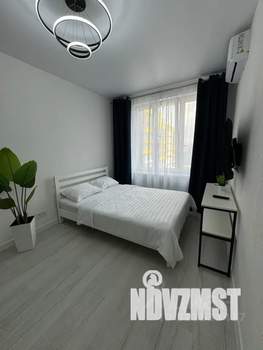 1-к квартира, посуточно, 33м2, 23/25 этаж