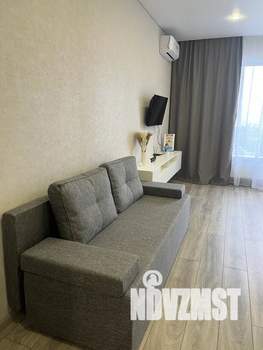 Студия квартира, посуточно, 32м2, 12/32 этаж