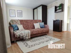 1-к квартира, посуточно, 65м2, 12/18 этаж