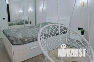 1-к квартира, посуточно, 43м2, 29/33 этаж