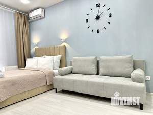 1-к квартира, посуточно, 42м2, 13/18 этаж