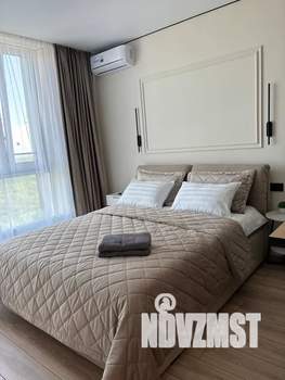 Студия квартира, посуточно, 30м2, 26/30 этаж