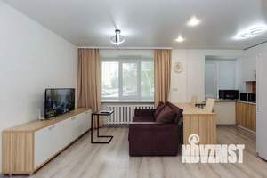 Студия квартира, посуточно, 31м2, 1/9 этаж