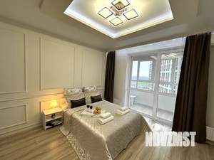 Студия квартира, посуточно, 36м2, 14/25 этаж