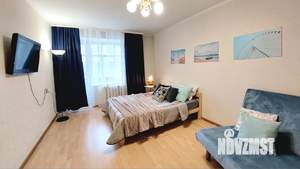 1-к квартира, посуточно, 37м2, 3/6 этаж