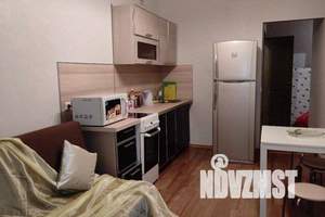 1-к квартира, посуточно, 42м2, 6/9 этаж