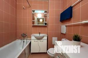 1-к квартира, посуточно, 45м2, 3/18 этаж