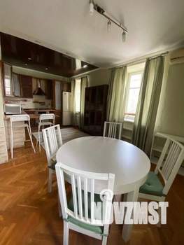 3-к квартира, посуточно, 65м2, 1/1 этаж