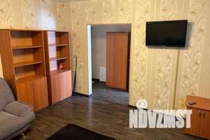 1-к квартира, посуточно, 40м2, 1/18 этаж