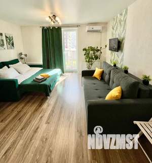 Студия квартира, посуточно, 25м2, 1/8 этаж