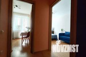 1-к квартира, посуточно, 35м2, 3/25 этаж