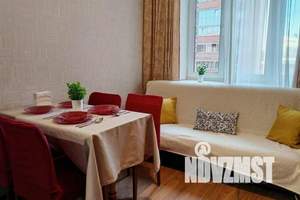 1-к квартира, посуточно, 40м2, 5/15 этаж