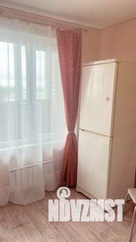 Студия квартира, посуточно, 25м2, 13/18 этаж