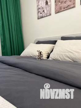 Студия квартира, посуточно, 36м2, 14/25 этаж