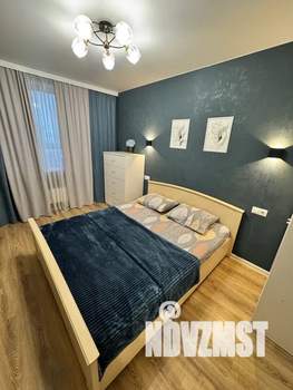 1-к квартира, посуточно, 37м2, 13/22 этаж
