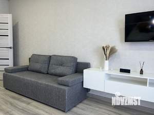 Студия квартира, посуточно, 32м2, 12/31 этаж