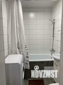 Студия квартира, посуточно, 25м2, 22/22 этаж