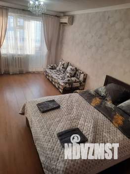 1-к квартира, посуточно, 33м2, 6/9 этаж