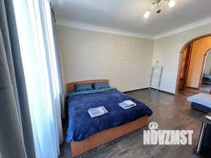 1-к квартира, посуточно, 45м2, 3/5 этаж