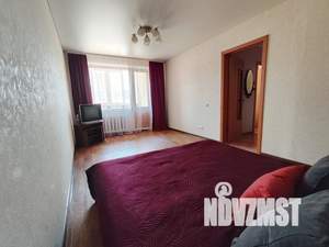 2-к квартира, посуточно, 42м2, 1/1 этаж