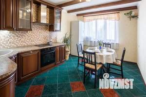 3-к квартира, посуточно, 104м2, 5/5 этаж