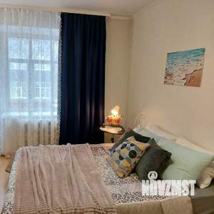 1-к квартира, посуточно, 37м2, 3/6 этаж