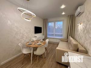 1-к квартира, посуточно, 35м2, 3/25 этаж