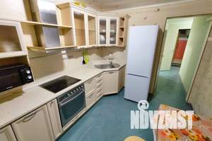 1-к квартира, посуточно, 42м2, 8/14 этаж