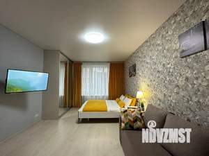 1-к квартира, посуточно, 40м2, 5/18 этаж