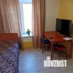 Студия квартира, посуточно, 17м2, 1/2 этаж