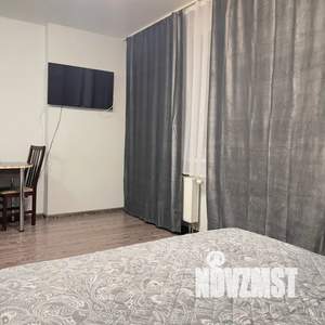 Студия квартира, посуточно, 28м2, 9/27 этаж