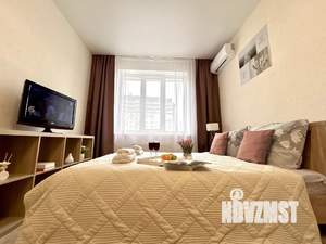 1-к квартира, посуточно, 42м2, 5/25 этаж