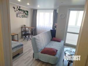 Студия квартира, посуточно, 38м2, 10/25 этаж