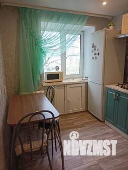 2-к квартира, посуточно, 43м2, 5/5 этаж