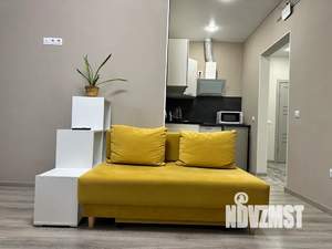 Студия квартира, посуточно, 31м2, 10/22 этаж